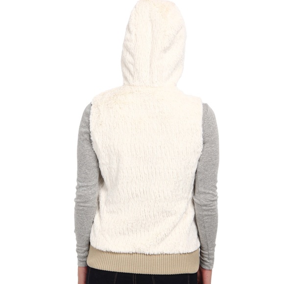 Patagonia faux fur hooded vest - Picture 3 of 7